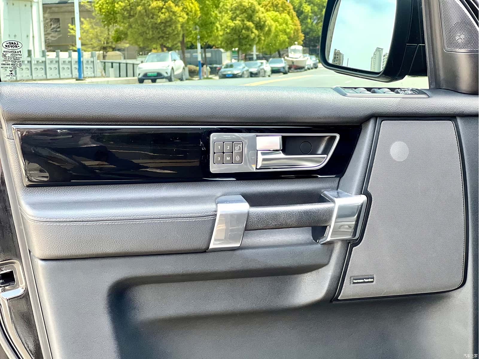 Land Rover Discovery, 2012 9