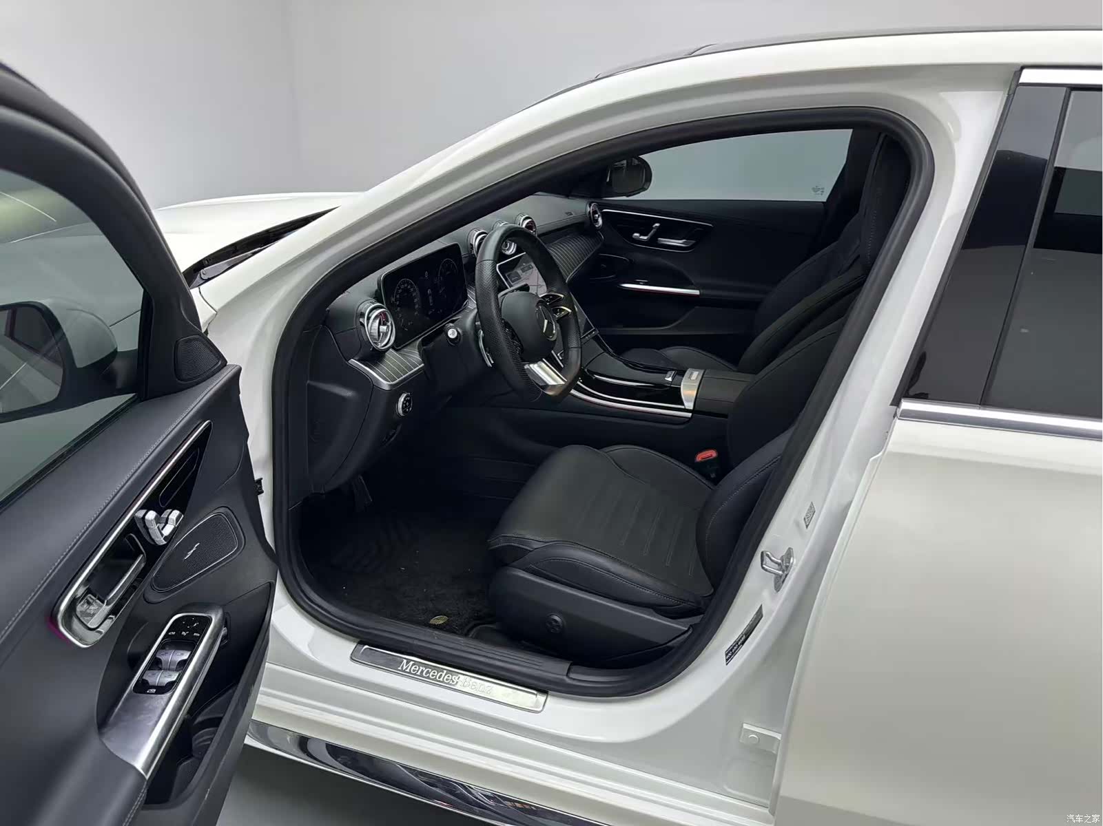 Mercedes-Benz C-Class, 2024 все фото