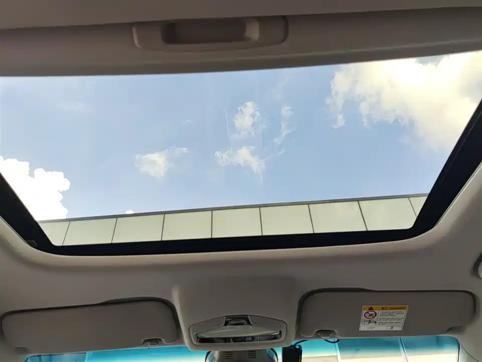 Geely Emgrand L HiP