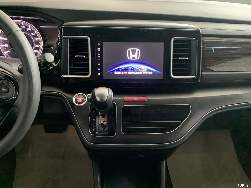 Honda Elysion, 2018 16