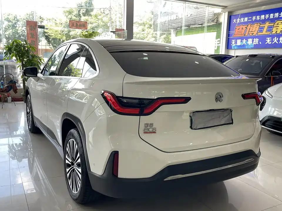 NIO EC6