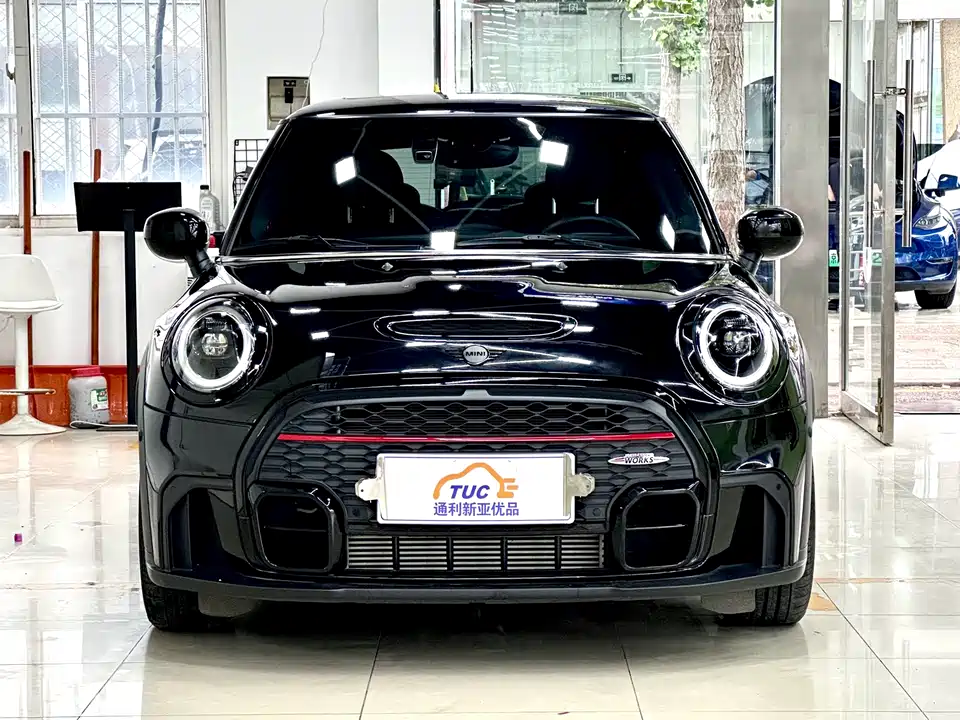 MINI JCW