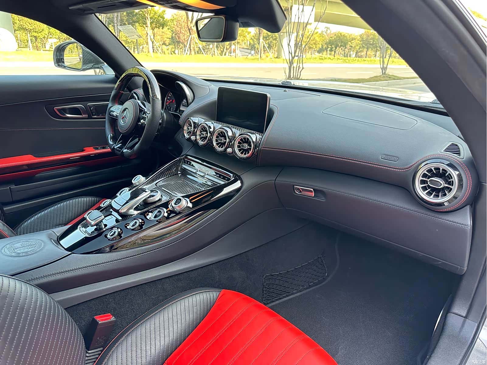 MG AMG, 2018 15