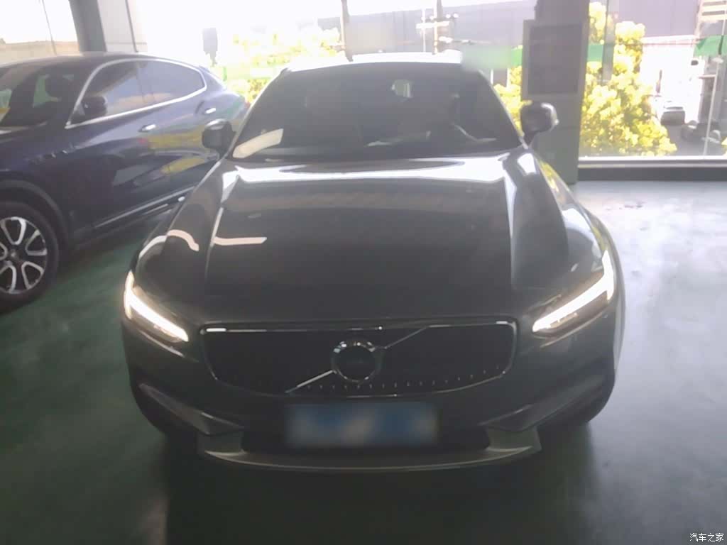 Volvo V90, 2019 3