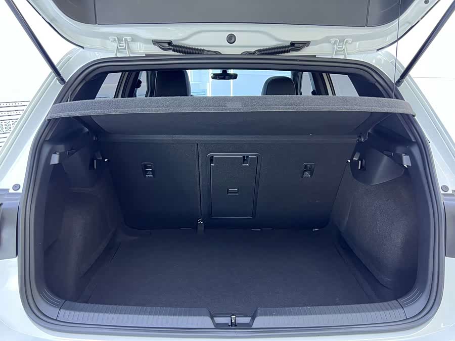 Volkswagen Golf 2023, фото 14