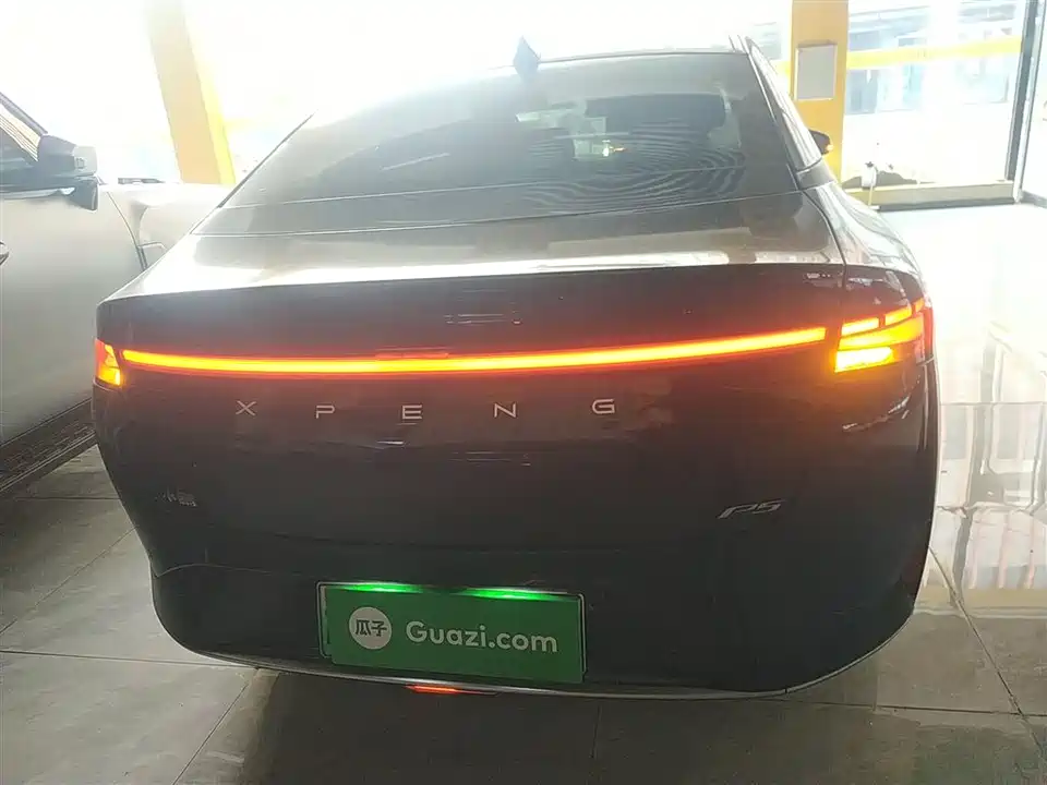 XPENG P5