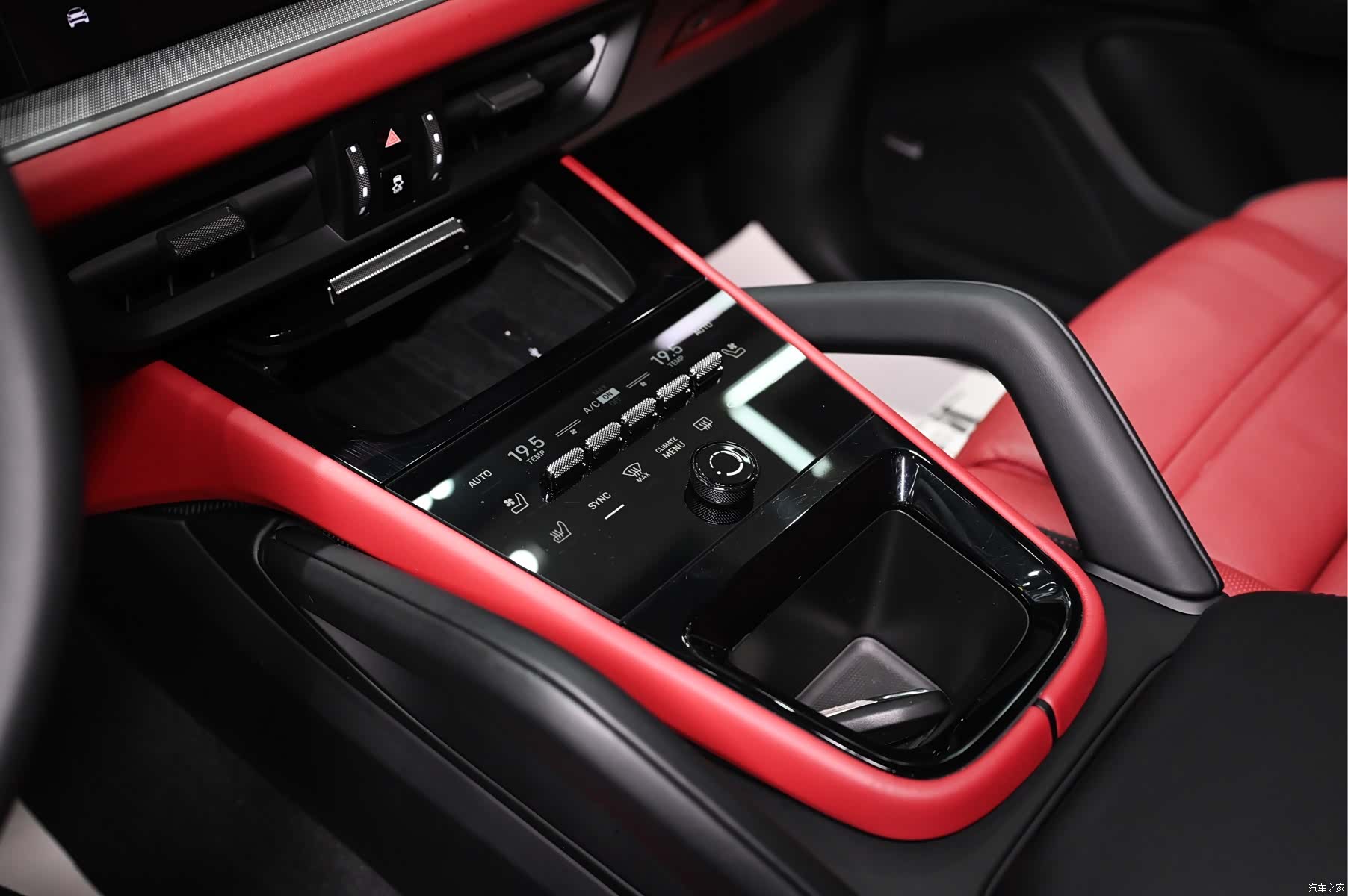 Porsche Cayenne, 2025 14