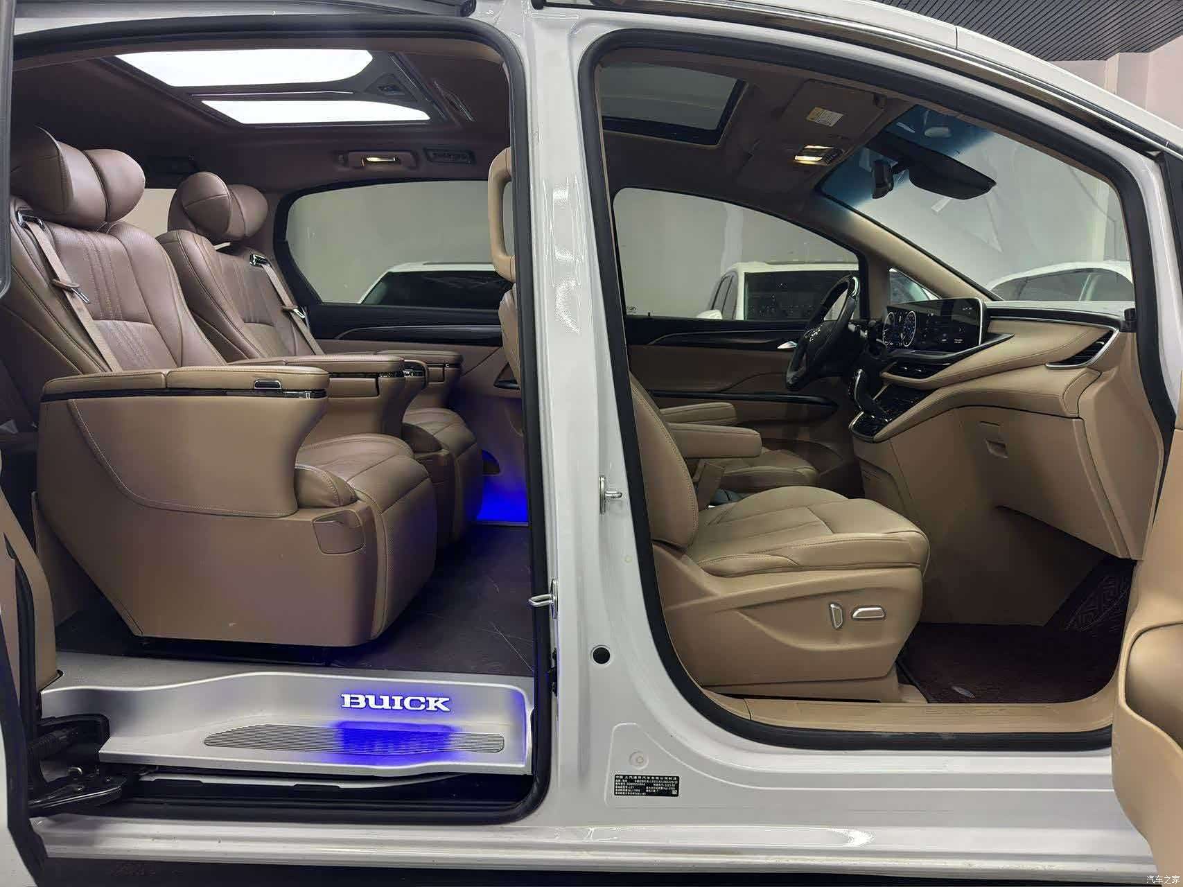 Buick GL8, 2021 11