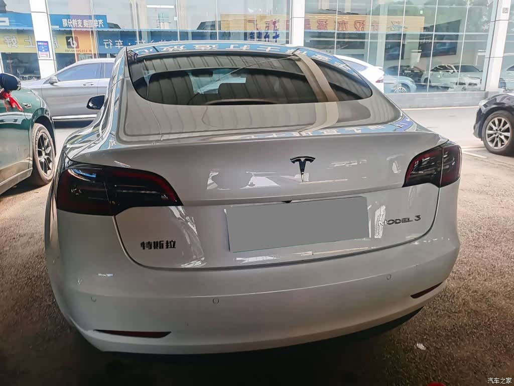 Tesla Model 3, 2023 11
