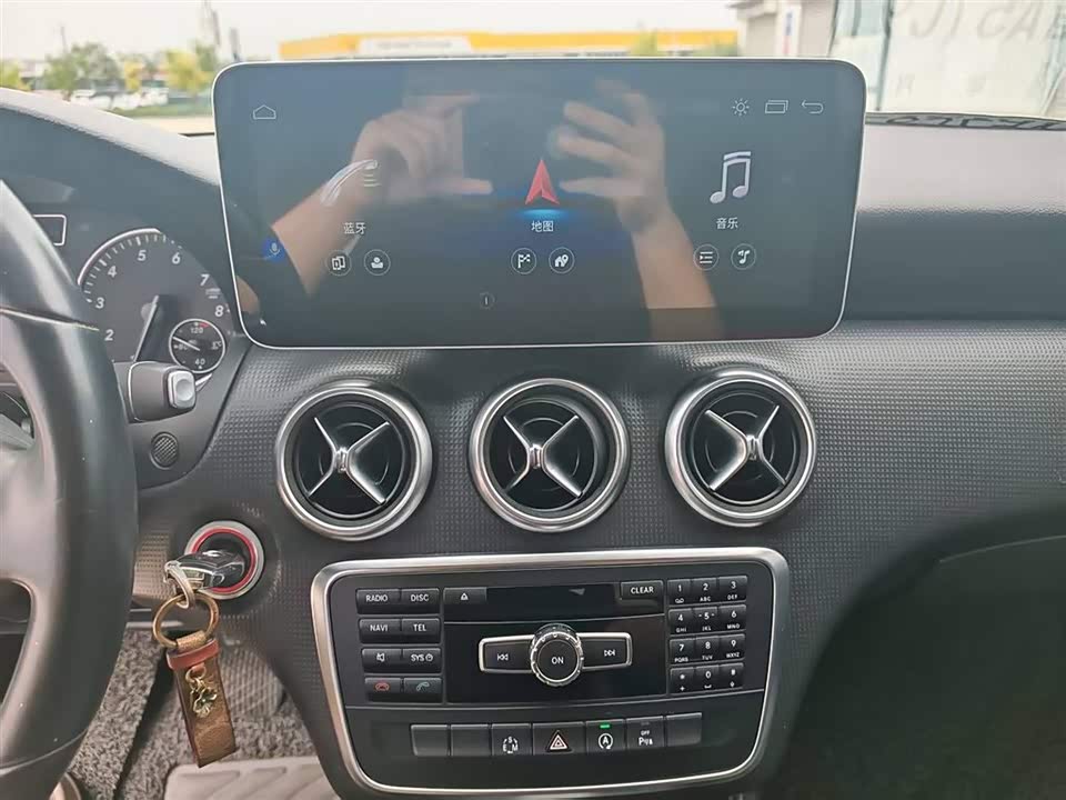 Mercedes-Benz Class A Mercedes-Benz Class A