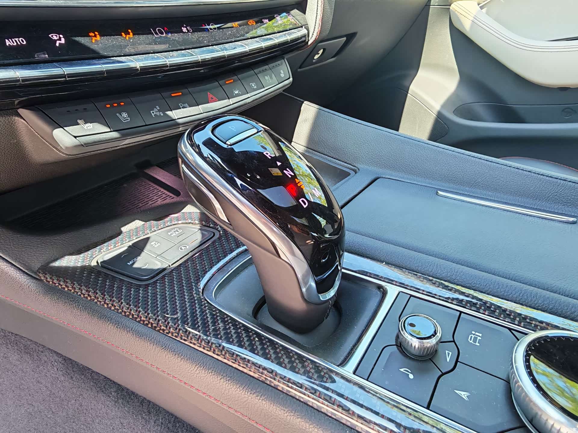 Cadillac CT5, 2025 14