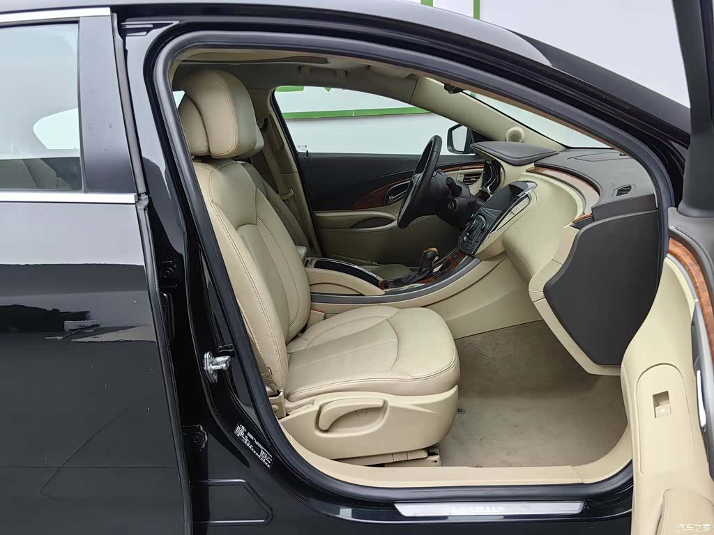 Buick LaCrosse, 2013 23