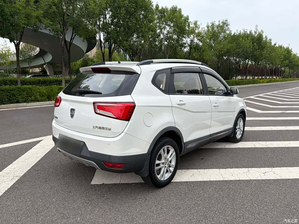 Wuling 560, 2016 12