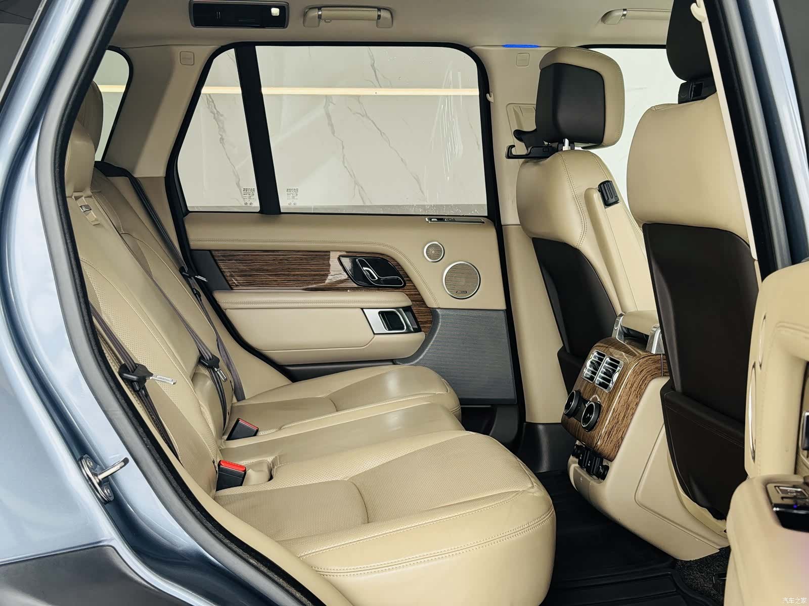 Land Rover Range Rover, 2019 14