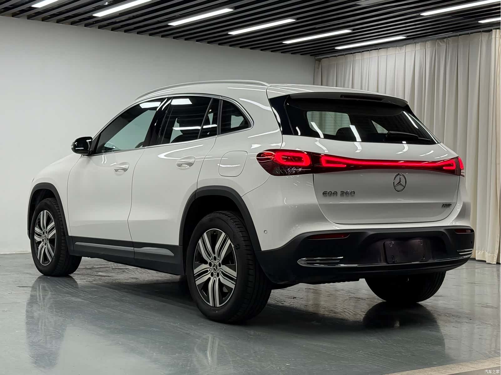 Mercedes-Benz EQA, 2024 19