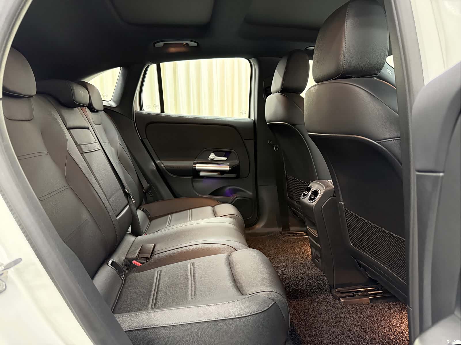 Mercedes-Benz EQA, 2024 14