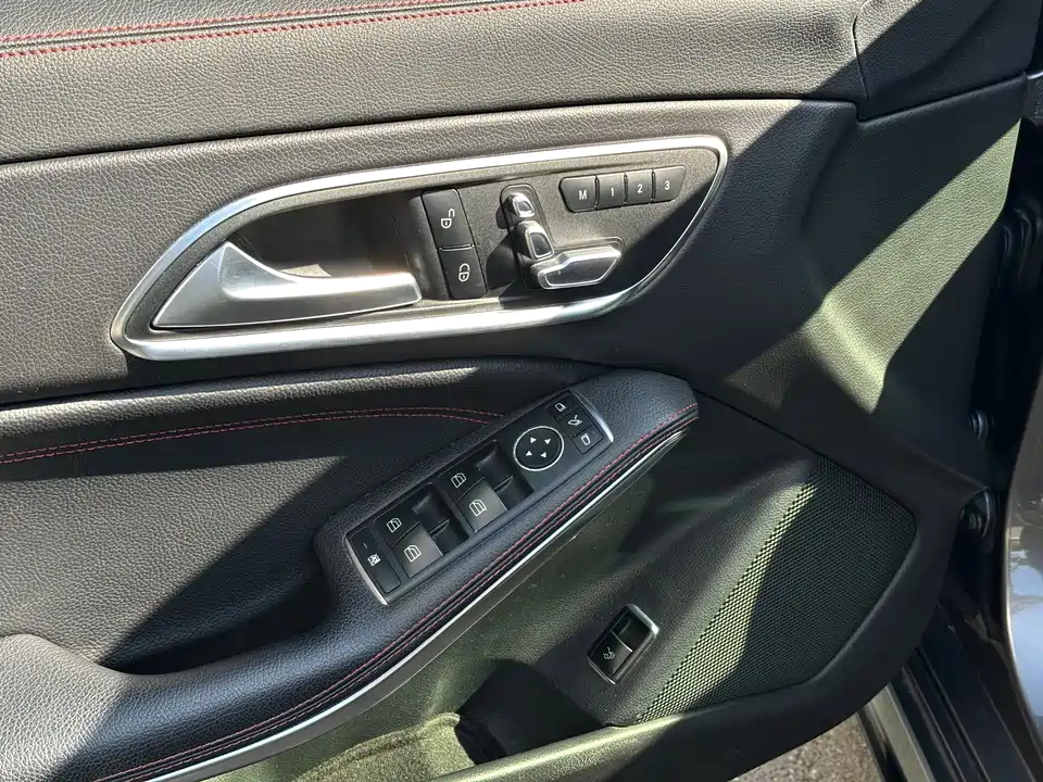 Mercedes-Benz CLA AMG