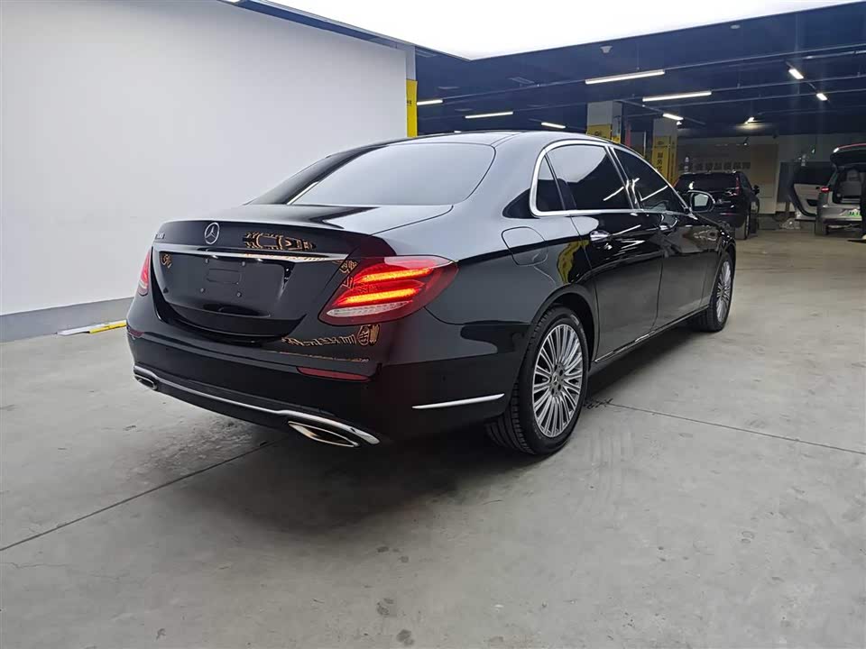 Mercedes-Benz E-class Mercedes-Benz E-class