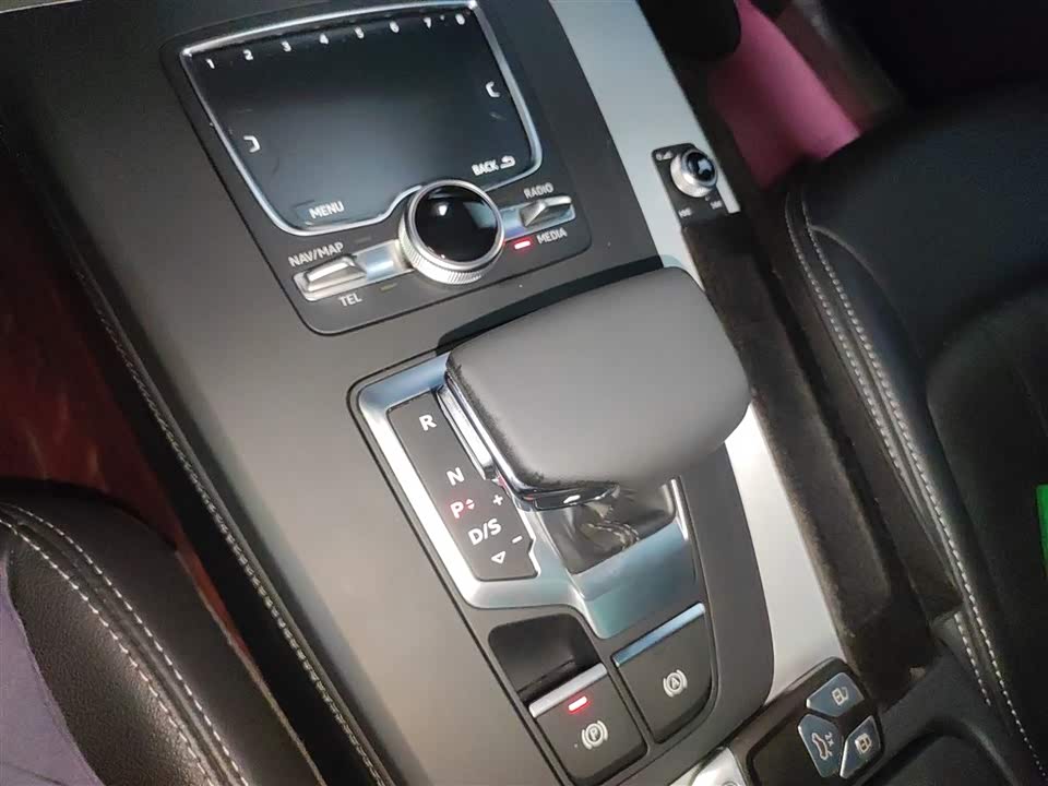 Audi Q5L Audi Q5L