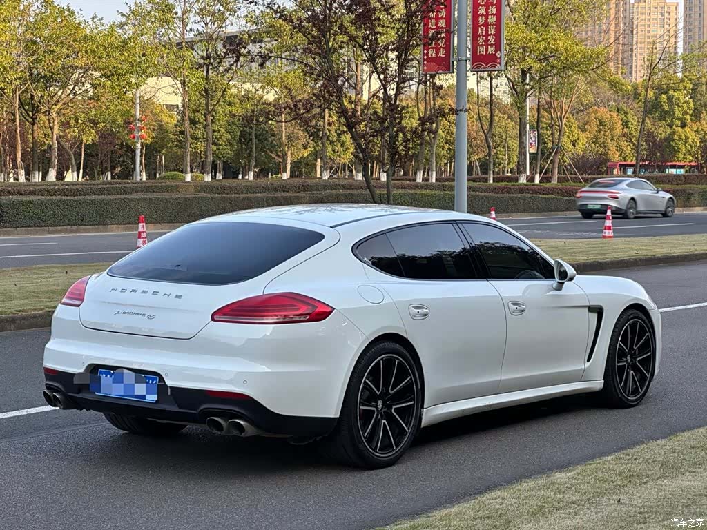 Porsche Panamera, 2017 11
