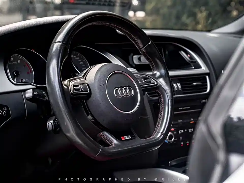 Audi S5