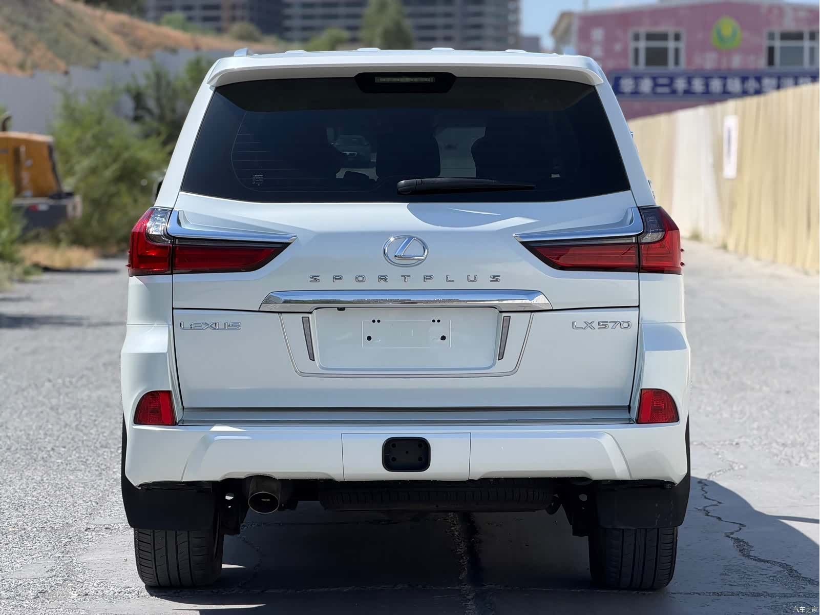 Lexus LX, 2019 8
