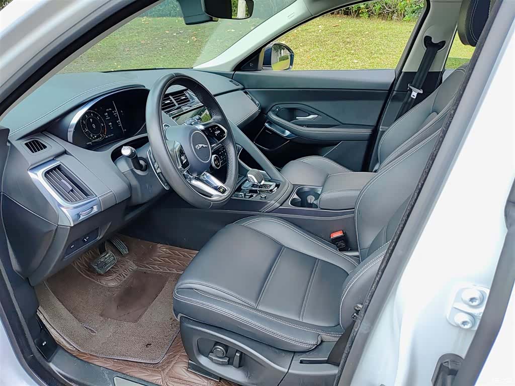 Land Rover E-PACE, 2025 7