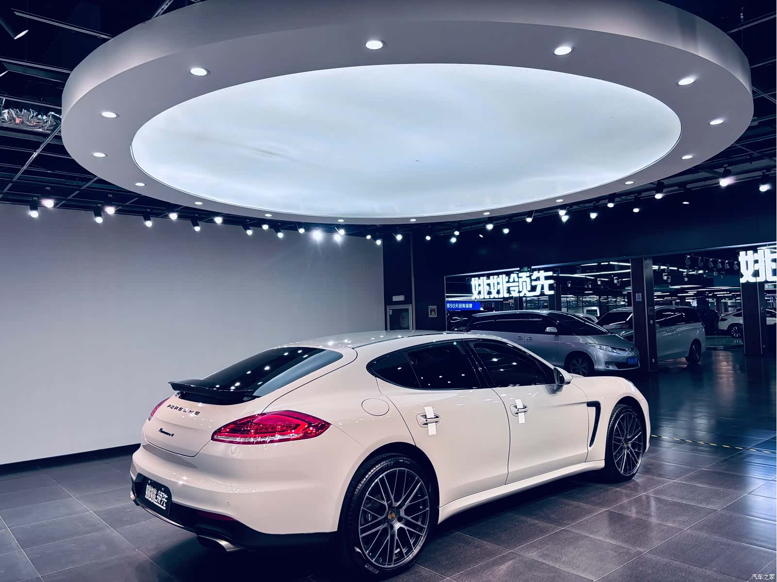 Porsche Panamera, 2014 3