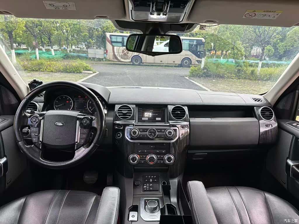 Land Rover Discovery, 2014 4