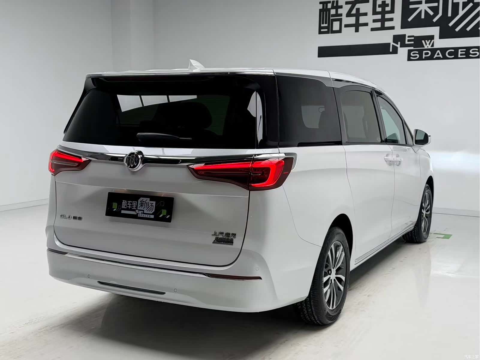 Buick GL8, 2023 4
