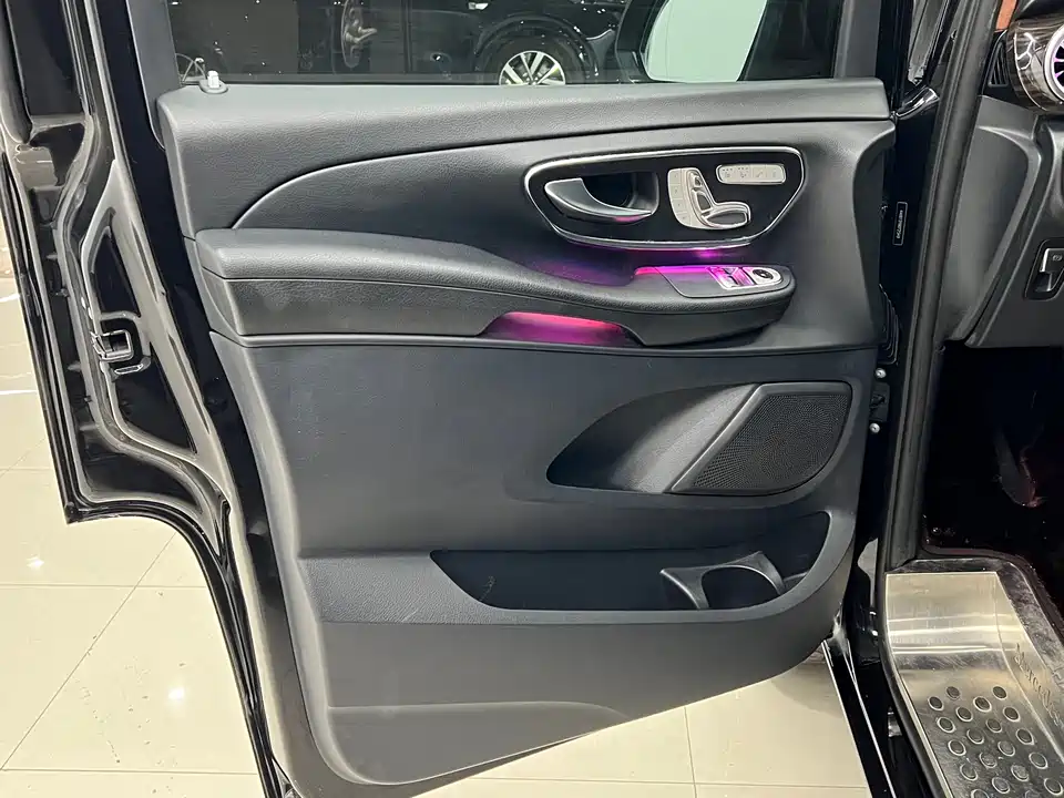 Mercedes-Benz V-class Mercedes-Benz V-class