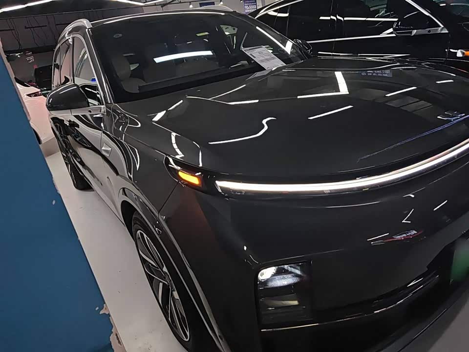 Li Auto Ideal L9