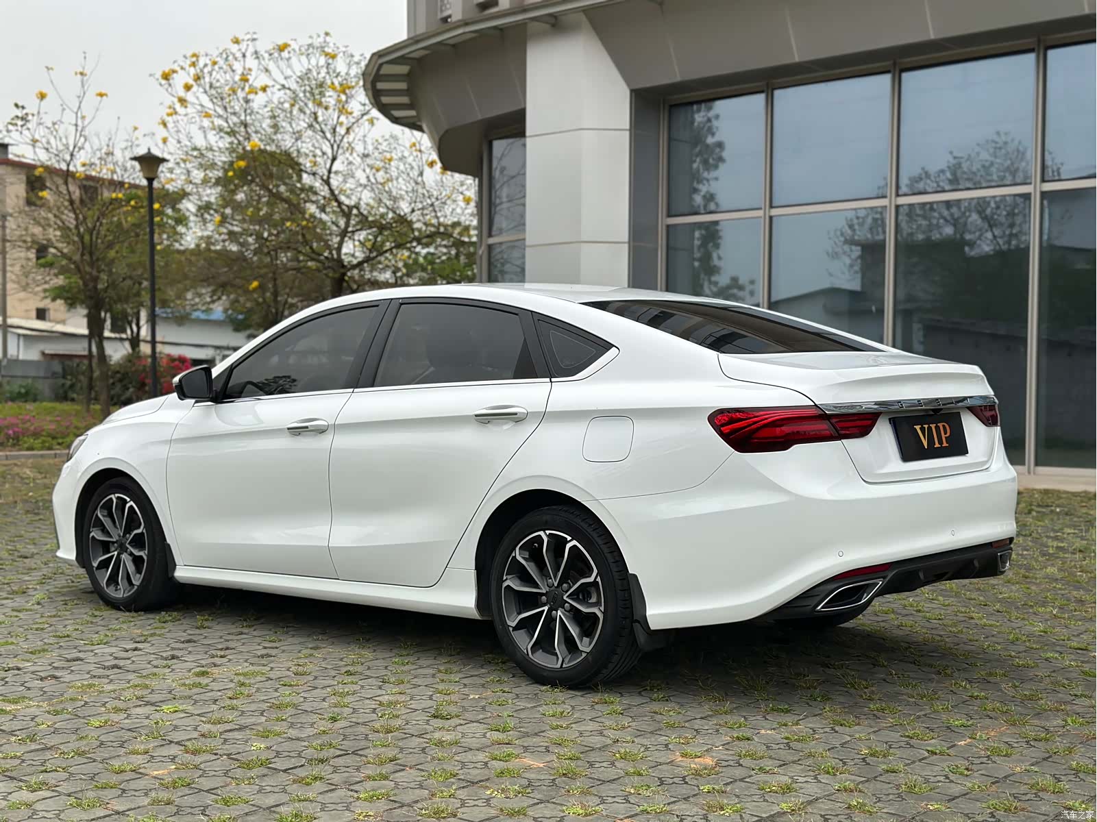 Geely Binray, 2021 6
