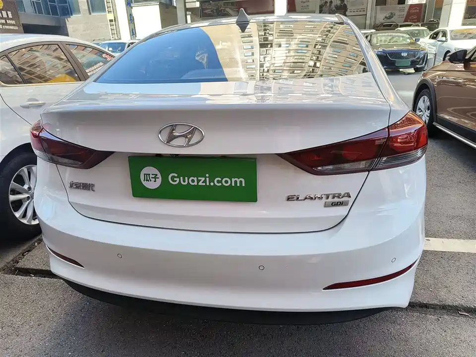 Hyundai Lead
