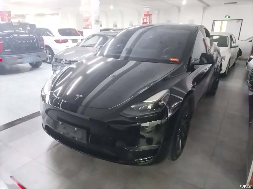 Tesla Model Y, 2021 2