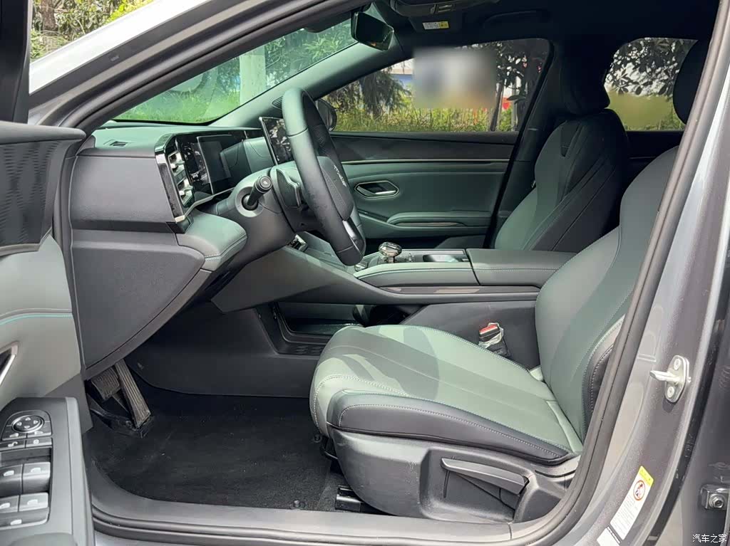 BYD Qin, 2025 12