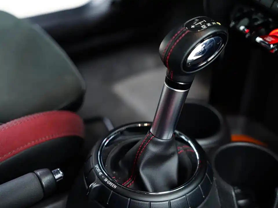MINI JCW