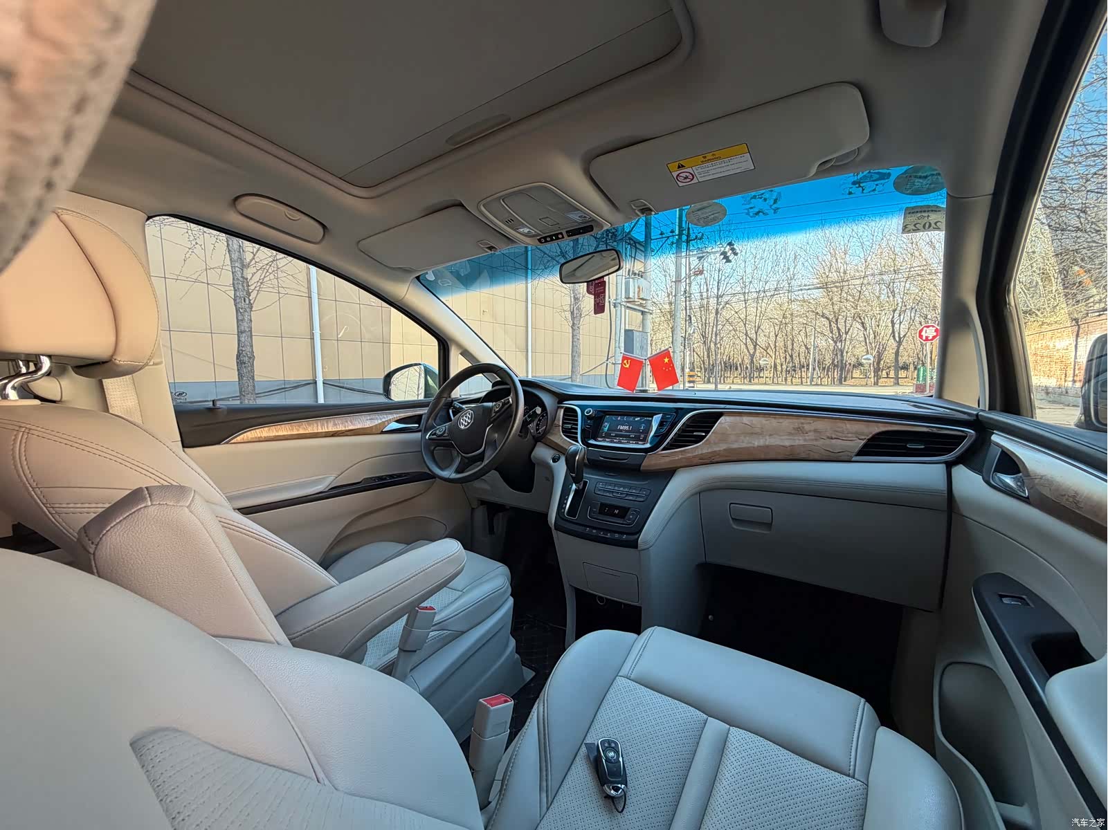 Buick GL8, 2018 16