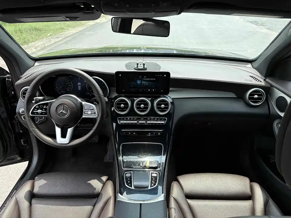 Mercedes-Benz GLC Mercedes-Benz GLC