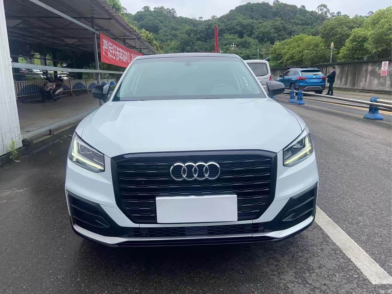 Audi Q2L, 2020 2