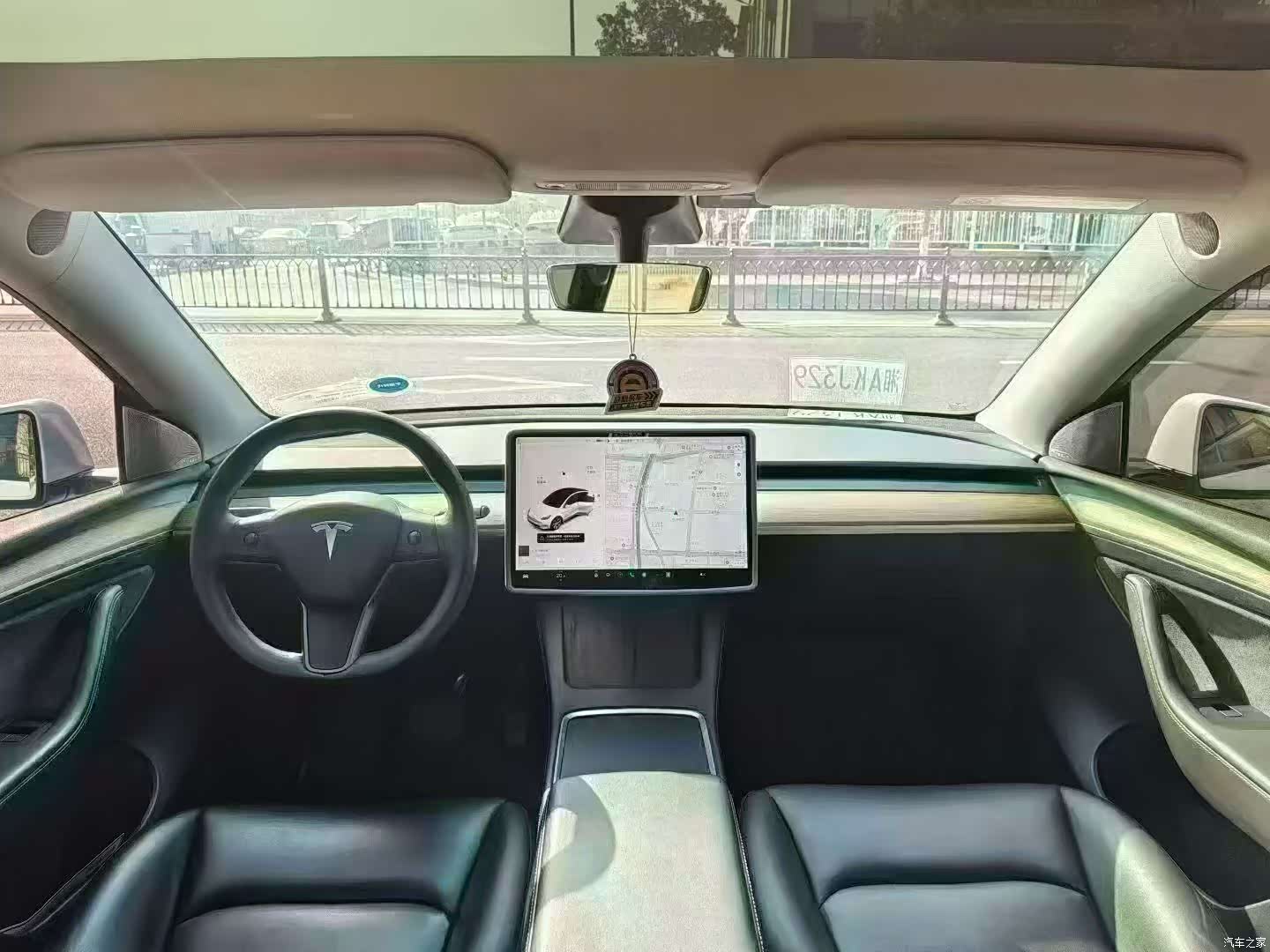 Tesla Model Y, 2021 9