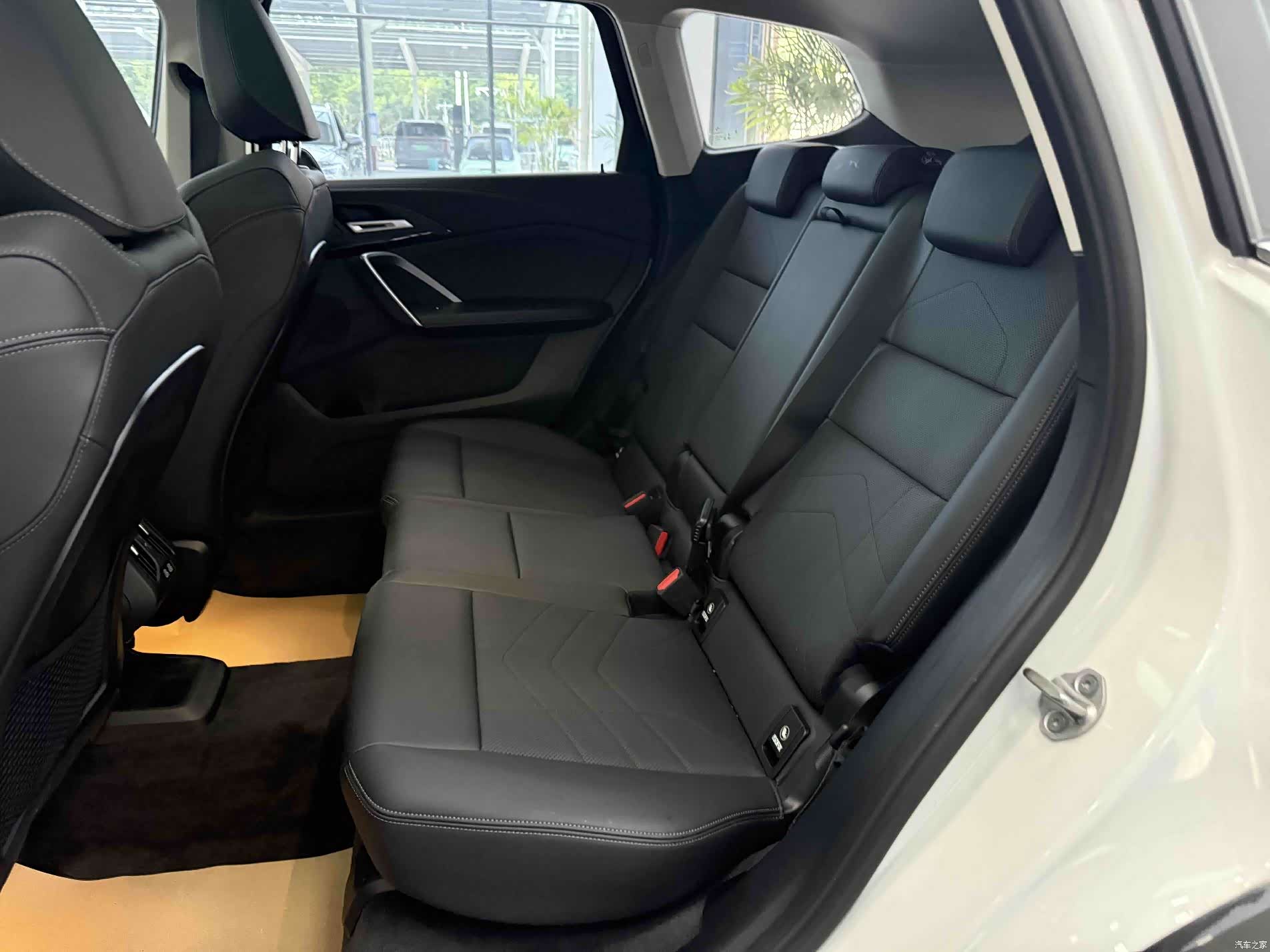 BMW X1, 2023 16