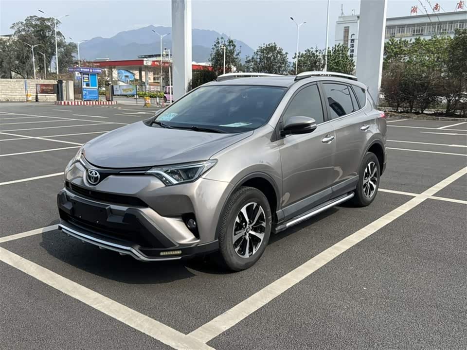Toyota RAV4 Rongfang