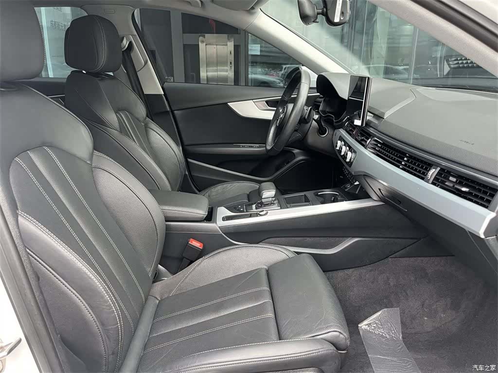 Audi A4L, 2020 11