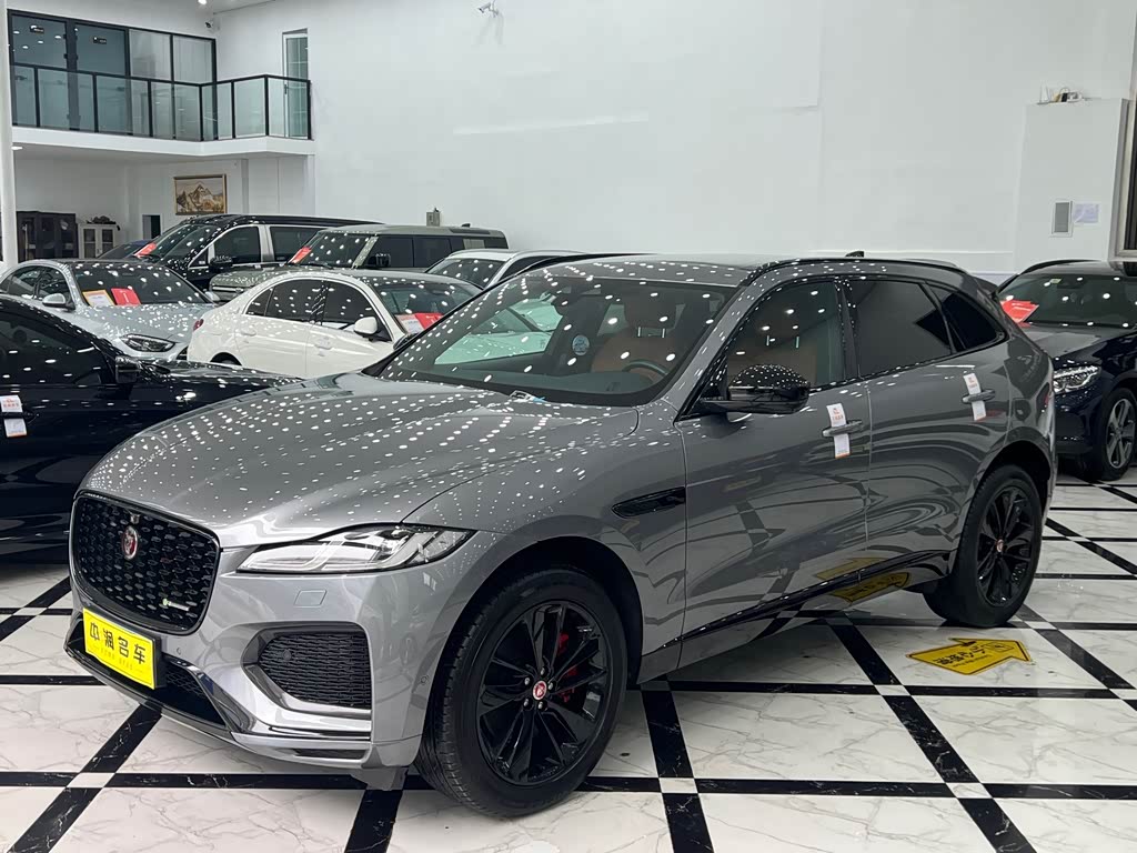 Jaguar F-PACE