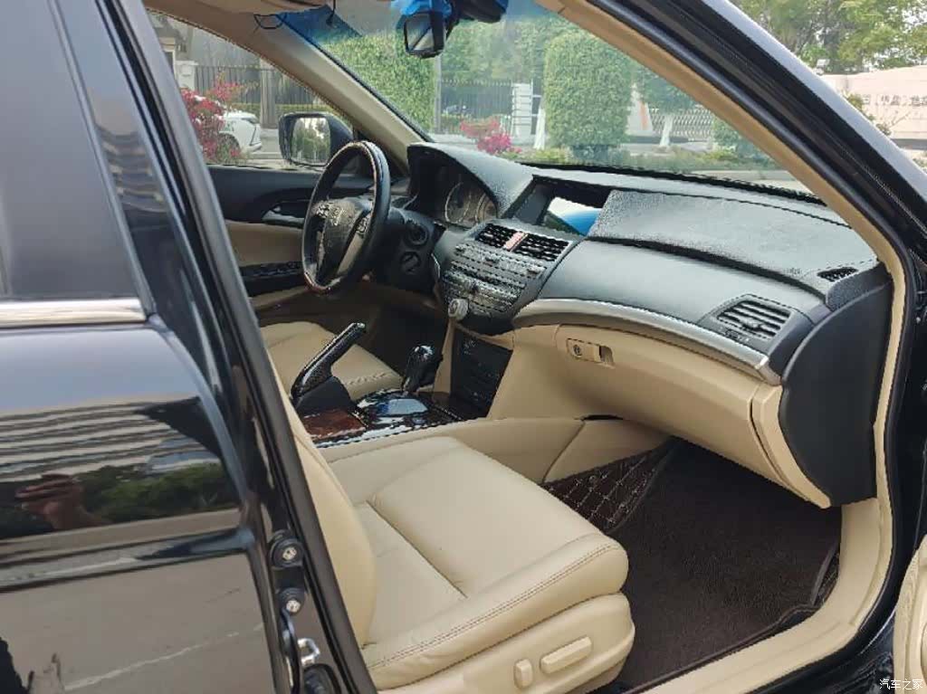 Honda Accord, 2012 8