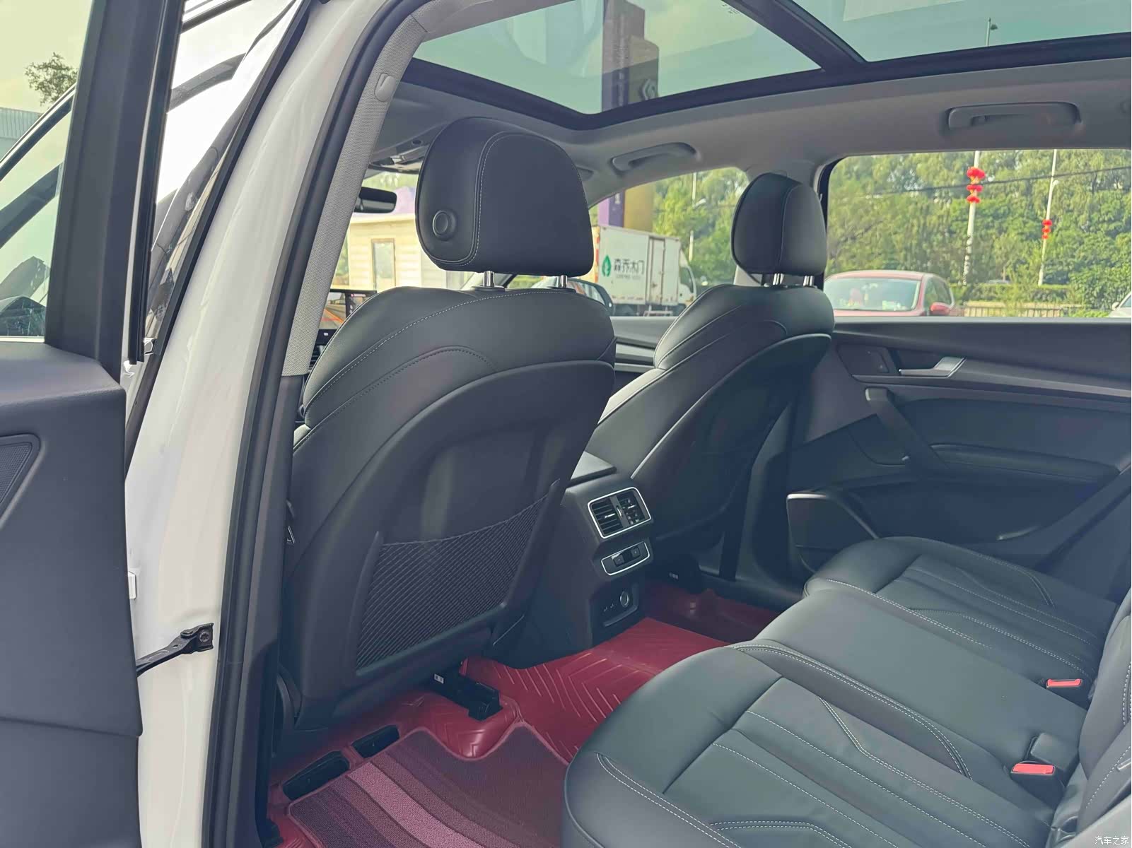 Audi Q5L, 2022 7