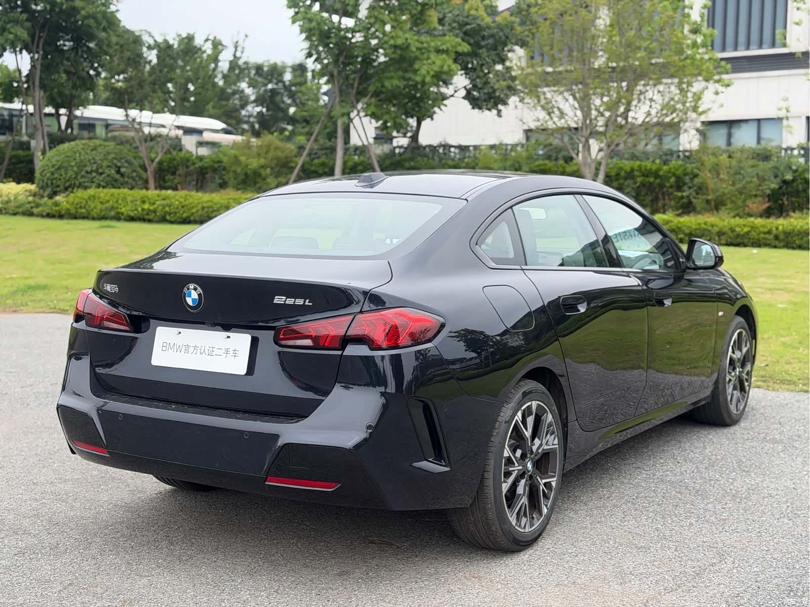 BMW 2 Series, 2025 все фото