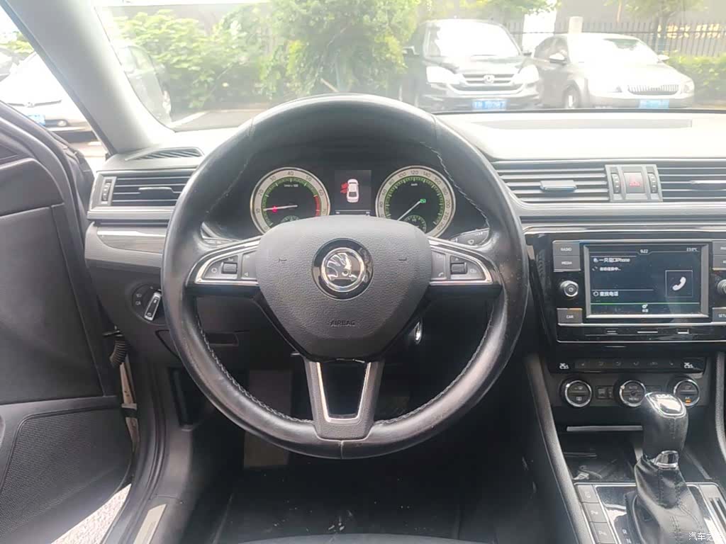Skoda Superb, 2018 11