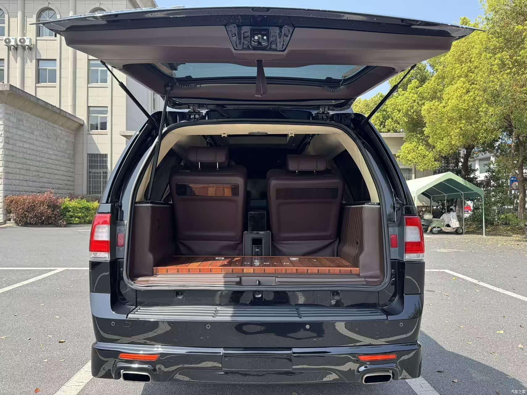 Lincoln Navigator, 2018 7